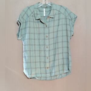 Kuhl Wylde Camp Shirt Womens Size M Agave Green Plaid Short Sleeve Button Up